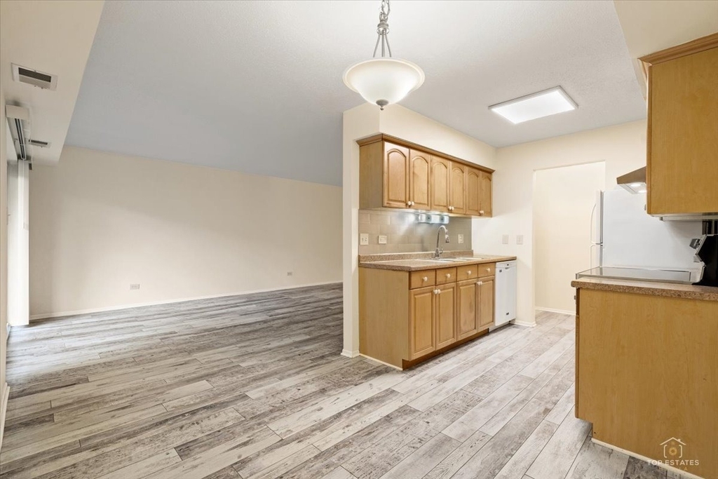 909 Buccaneer Drive - Photo 7