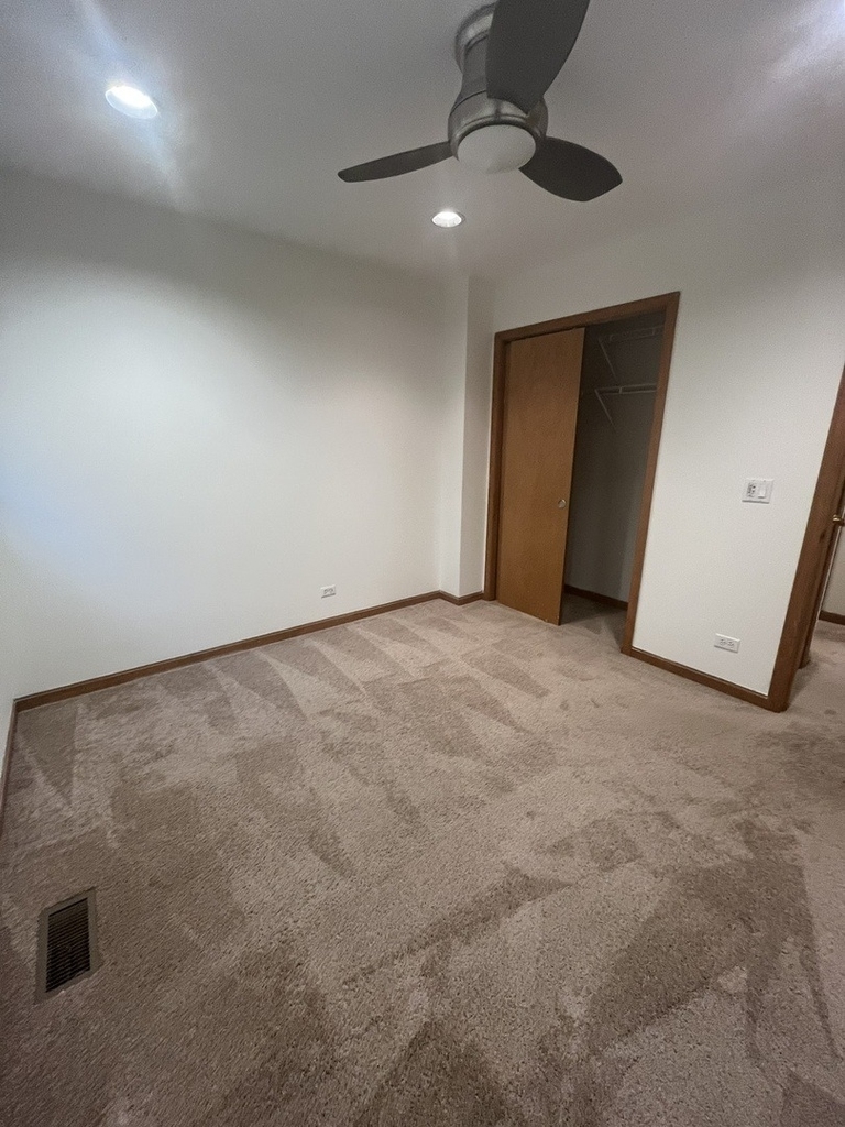 3s572 Haylett Avenue - Photo 15