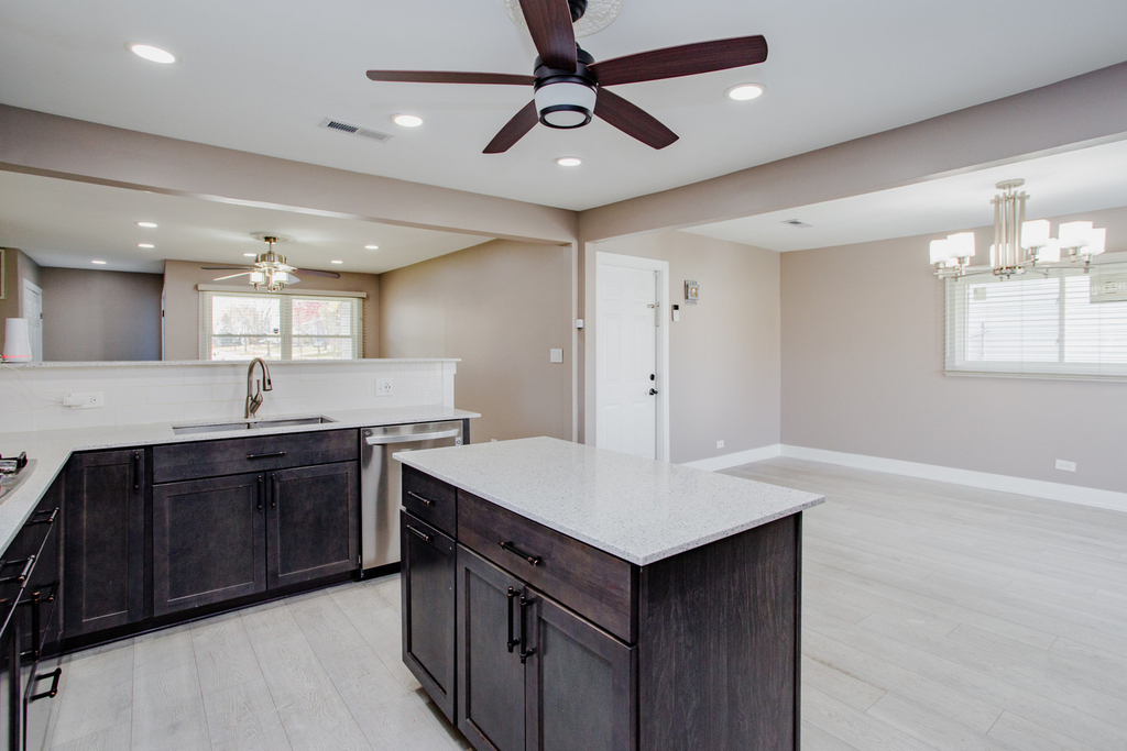 720 Durham Lane - Photo 8