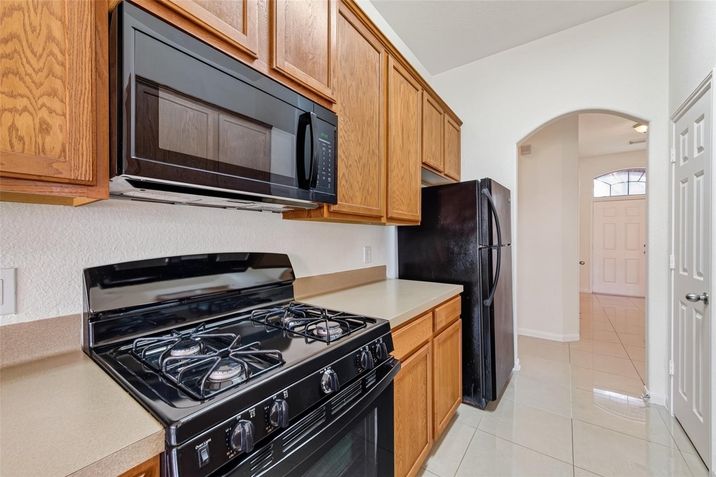 25211 Sierra Woods Lane - Photo 16