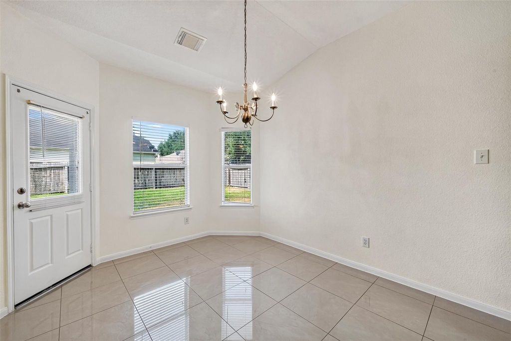 25211 Sierra Woods Lane - Photo 20