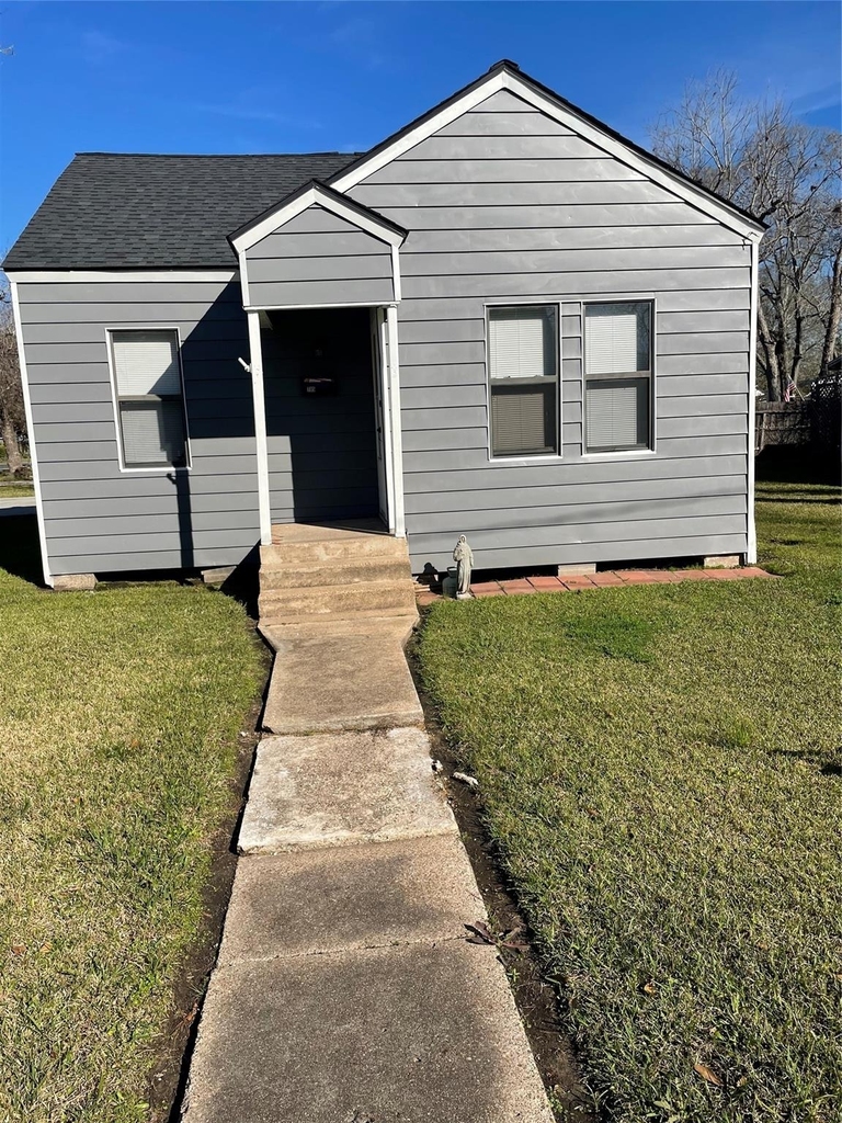 705 Cincinnati Street - Photo 0