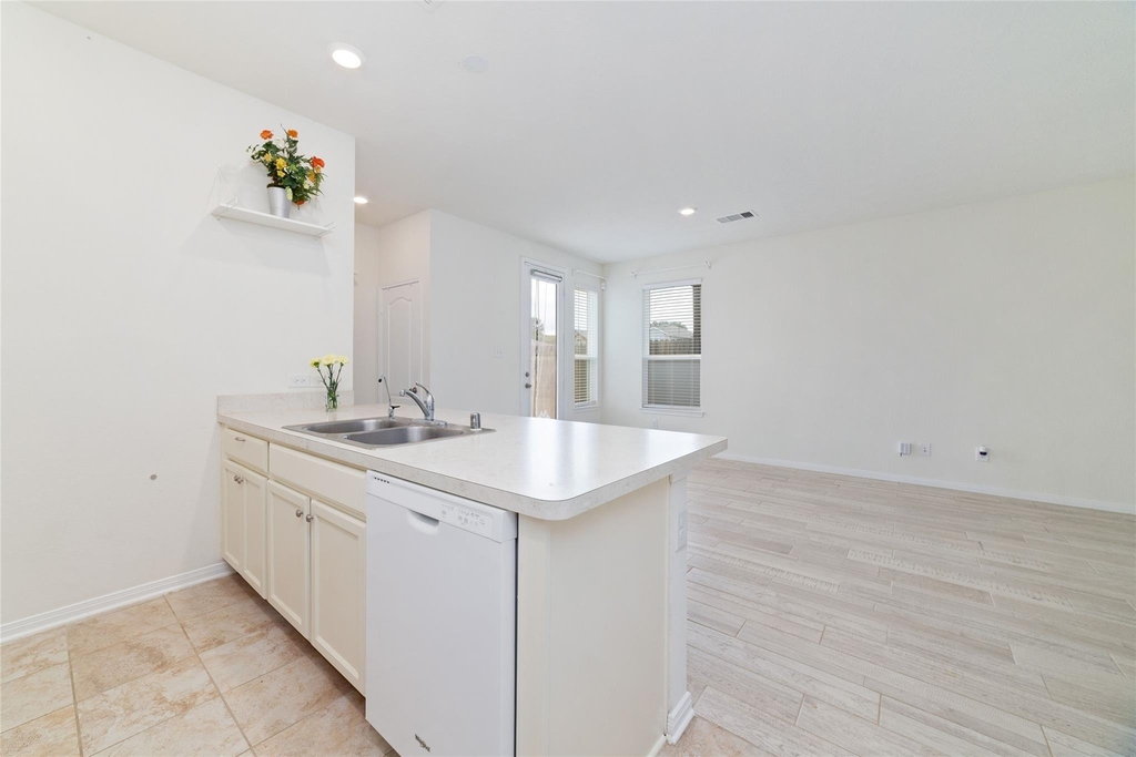 16615 Chill Brook Drive - Photo 18