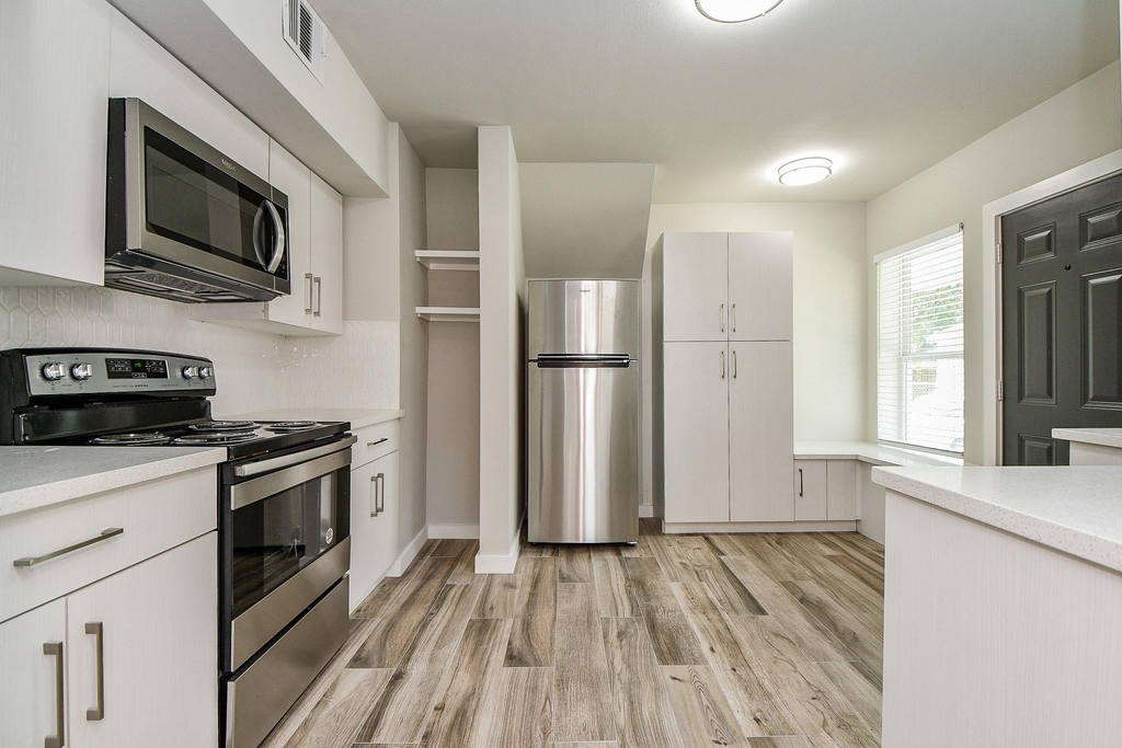 3426 Rosedale Street - Photo 0