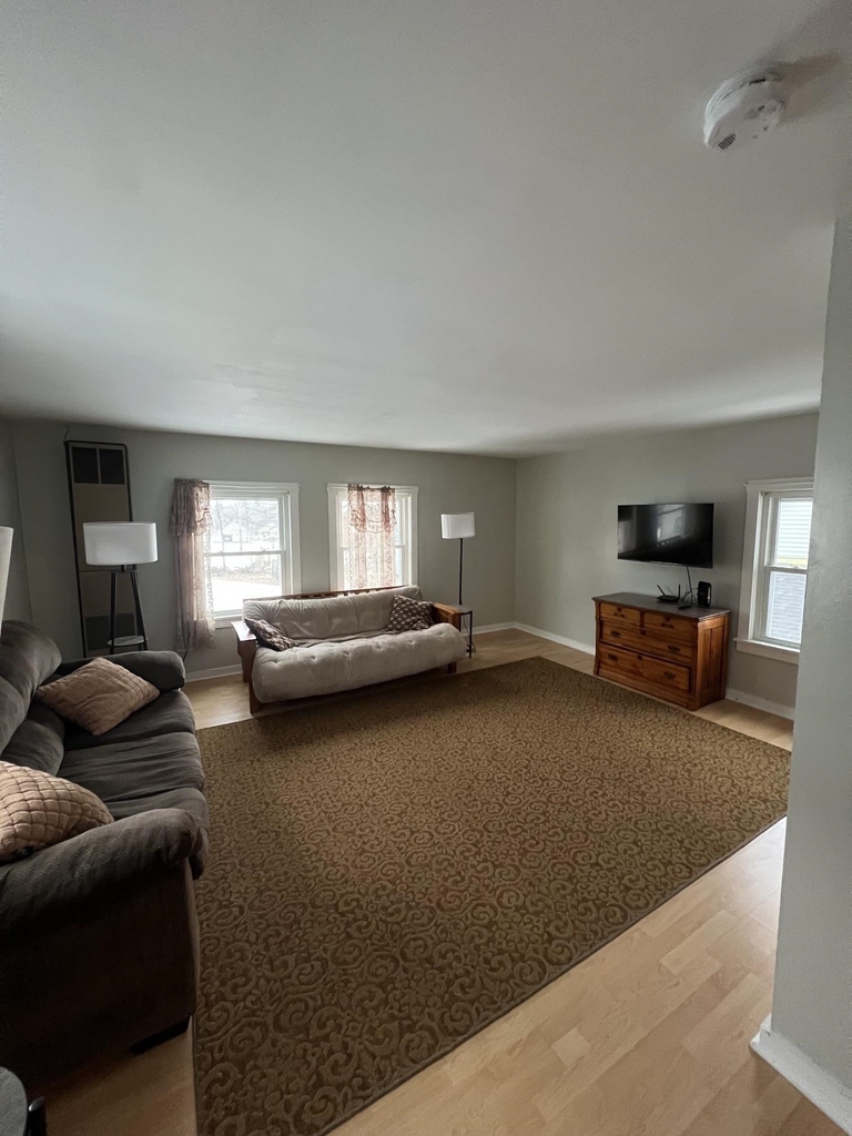 35 Prospect - Photo 1
