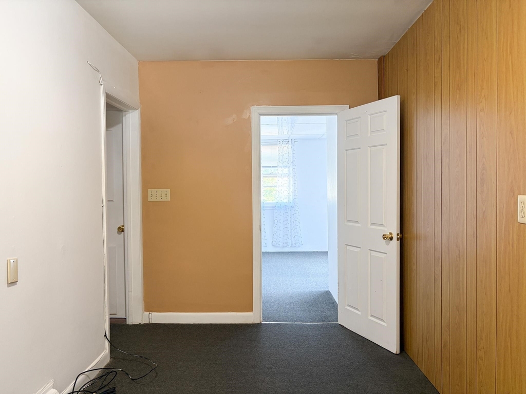 1 North Main - Photo 4