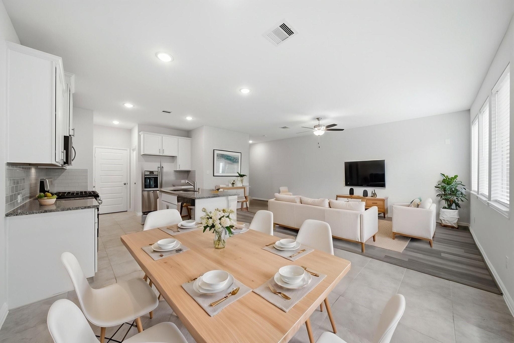 7116 Elgin Street - Photo 6