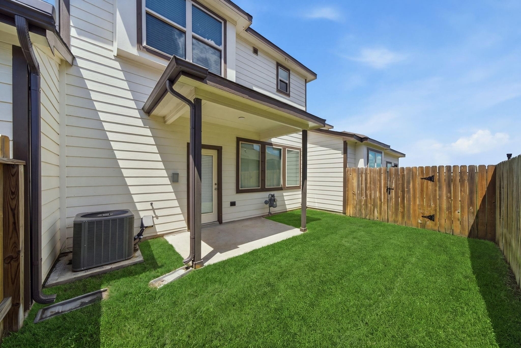 7116 Elgin Street - Photo 23
