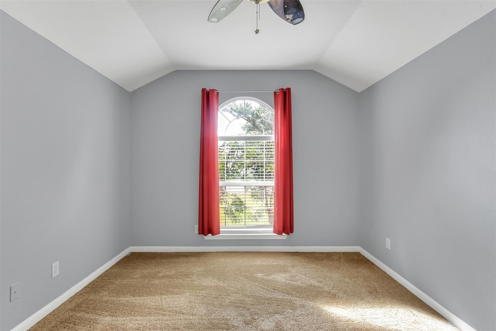 223 Fantasy Lane - Photo 30