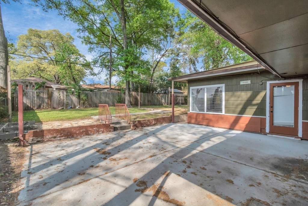 602 Everett Street - Photo 41