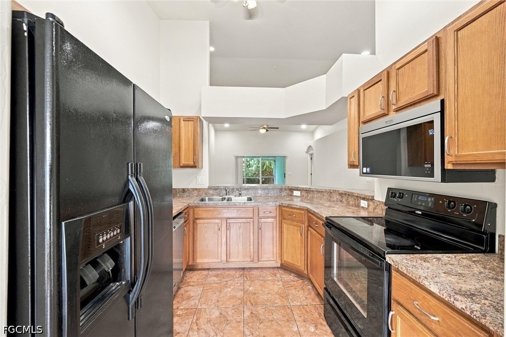 4615 29th Street Sw - Photo 9
