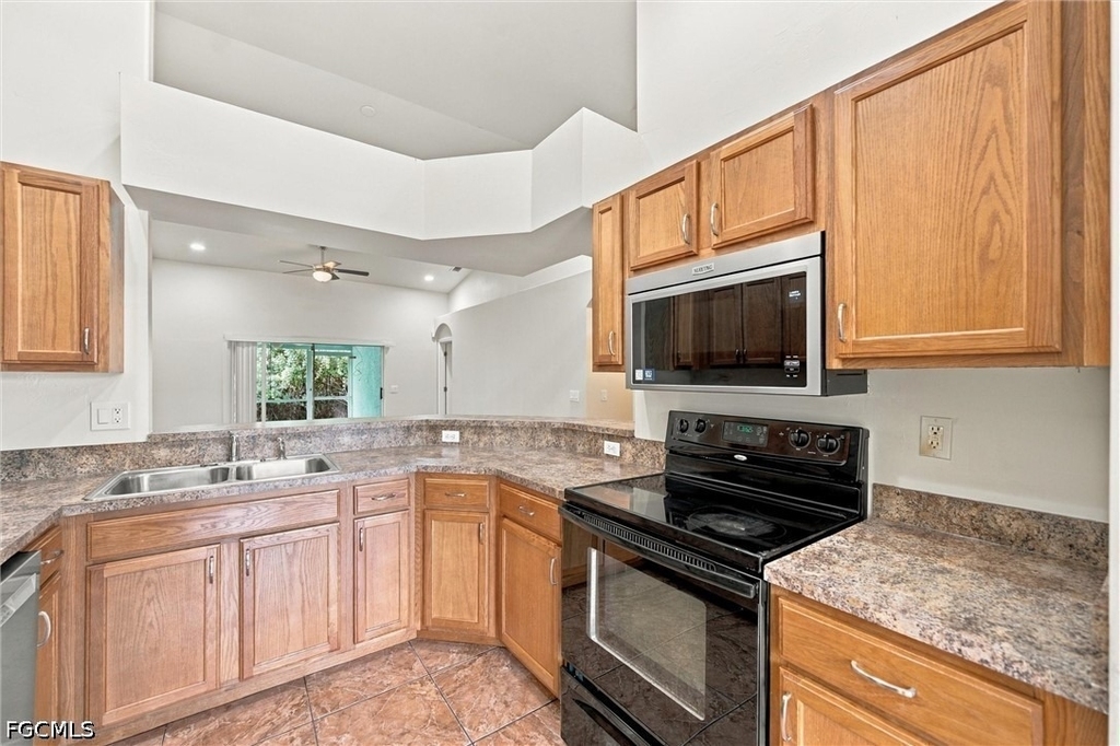 4615 29th Street Sw - Photo 11