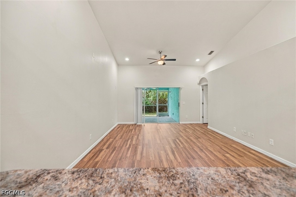4615 29th Street Sw - Photo 18