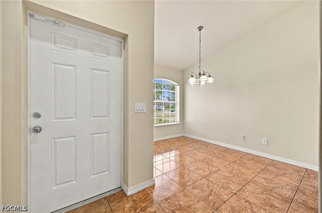 4615 29th Street Sw - Photo 4