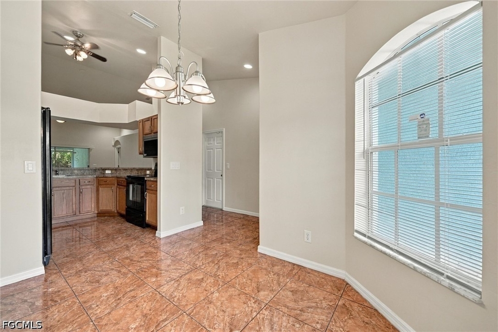 4615 29th Street Sw - Photo 6