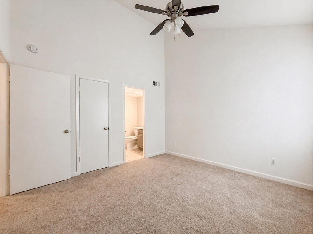 11710 Southlake Drive - Photo 14
