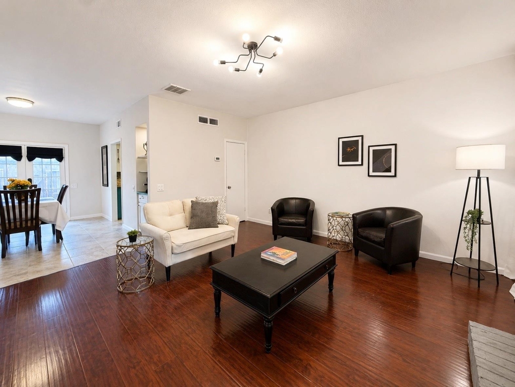 11710 Southlake Drive - Photo 2