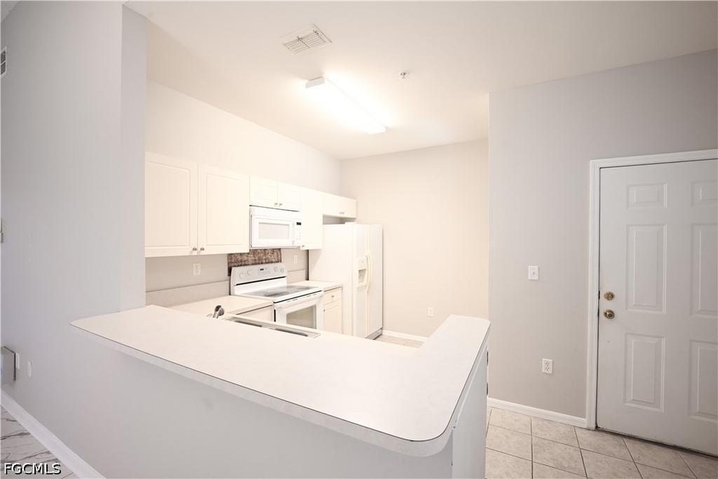 15449 Bellamar Circle - Photo 4