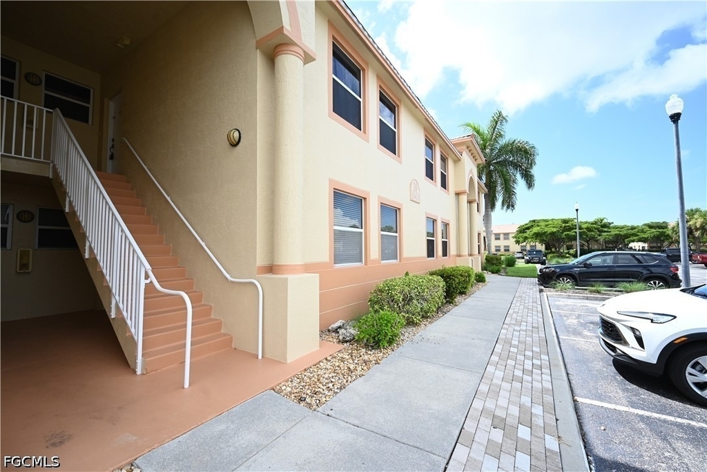 15433 Bellamar Circle - Photo 1