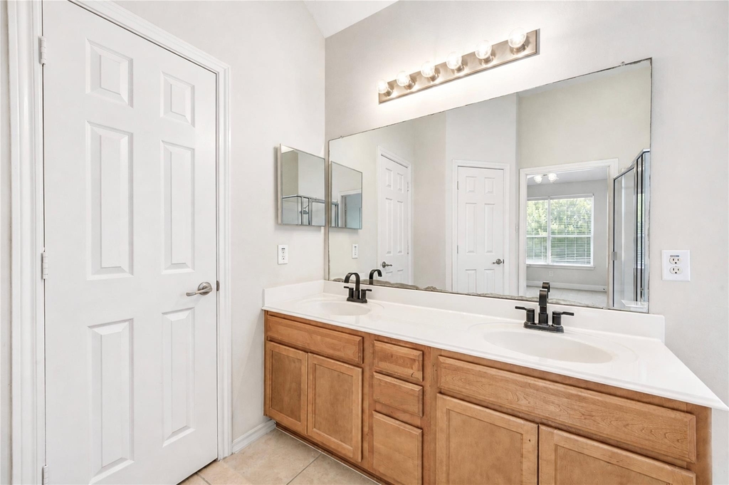 22027 Field Green Drive - Photo 18