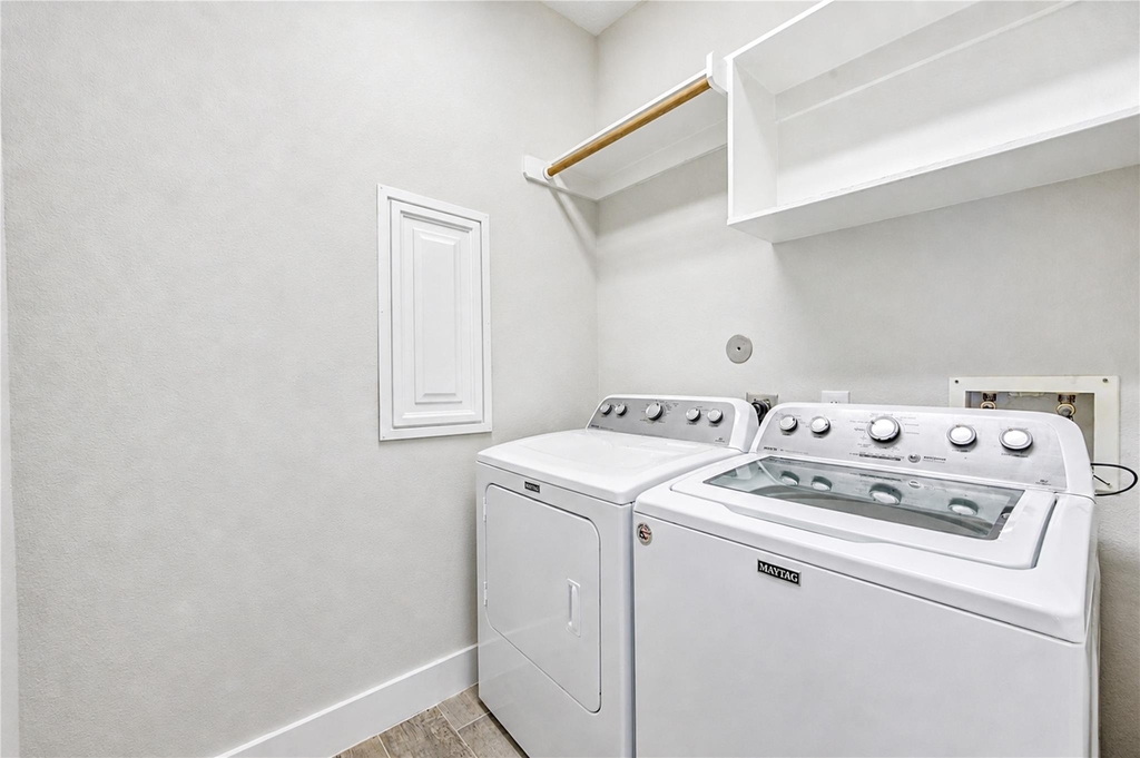 22027 Field Green Drive - Photo 11