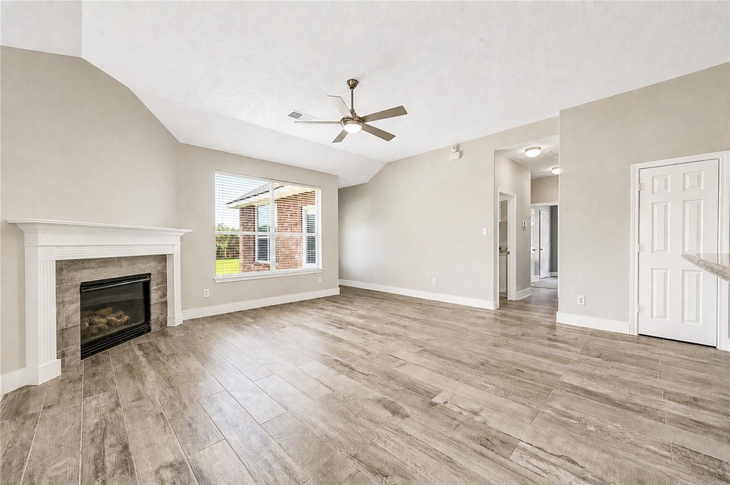 22027 Field Green Drive - Photo 4
