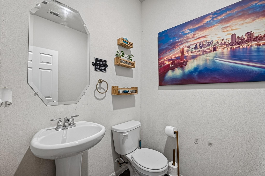 7031 Hobby Wind Ridge Drive - Photo 33