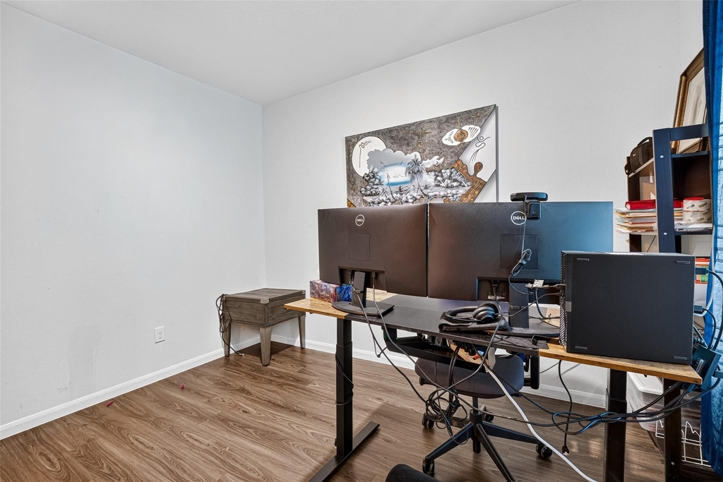 7031 Hobby Wind Ridge Drive - Photo 8