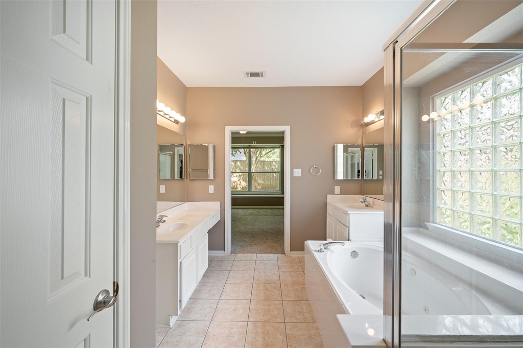 406 Stockbridge Lane - Photo 17