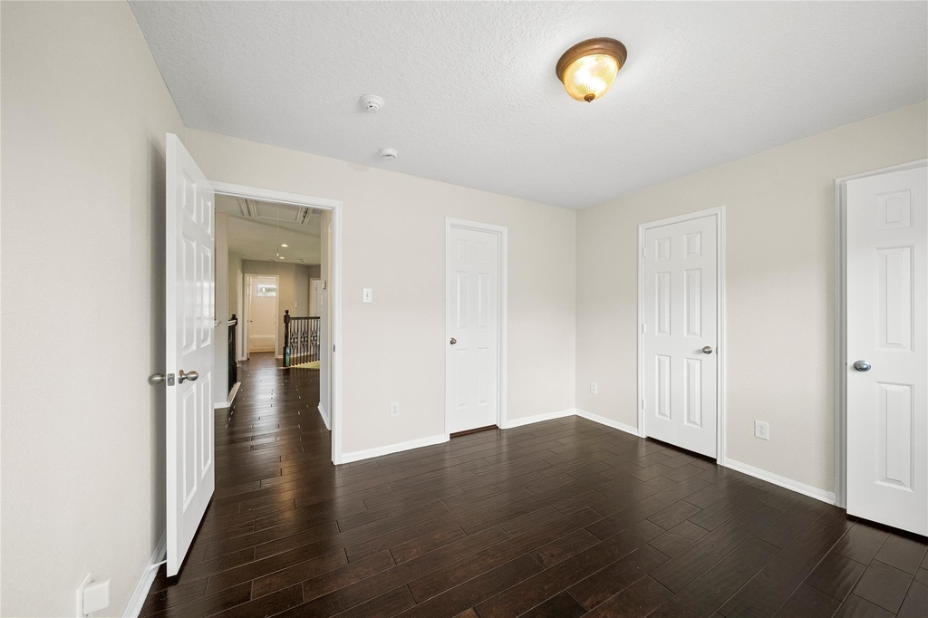 8306 Golden Harbour - Photo 37