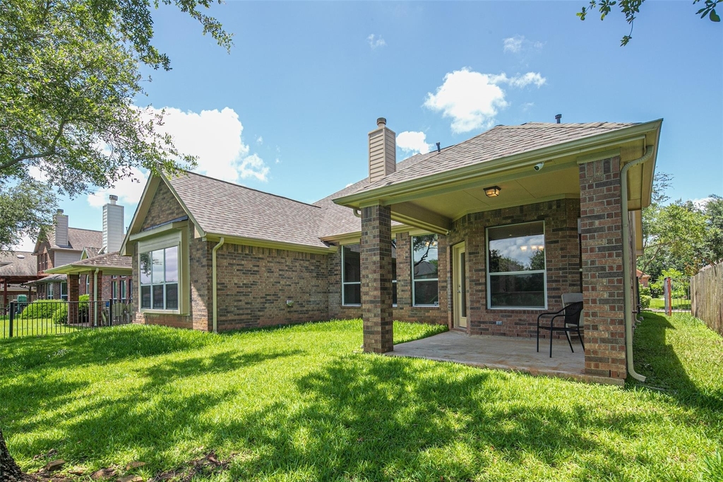 8306 Golden Harbour - Photo 43