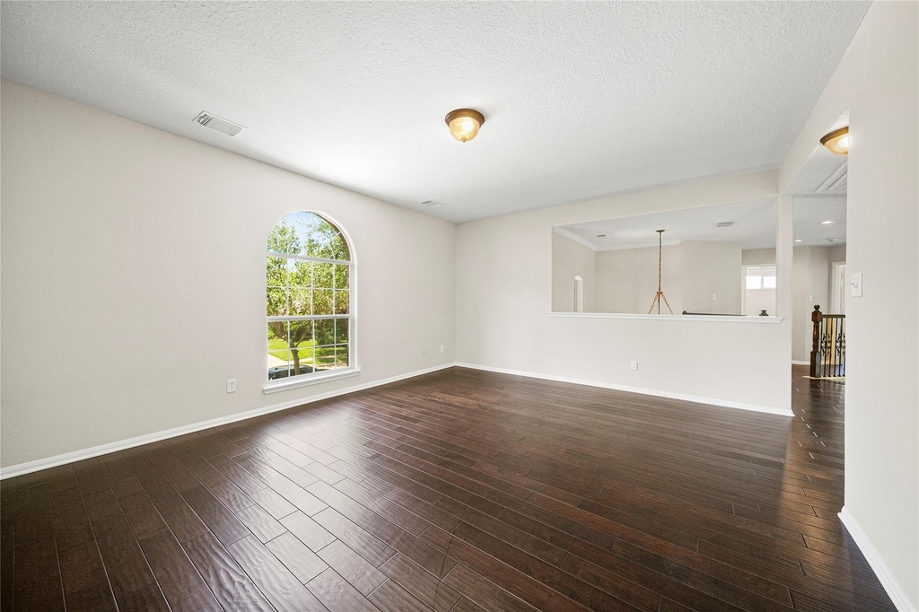 8306 Golden Harbour - Photo 33