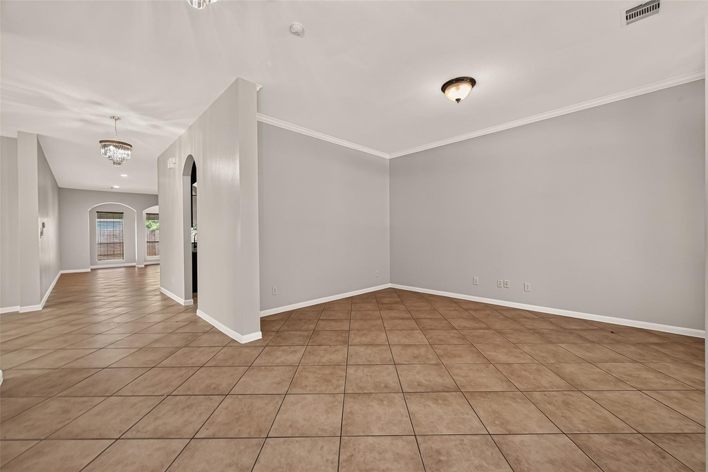 706 Silver Creek Circle - Photo 7