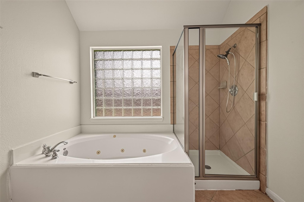 706 Silver Creek Circle - Photo 45