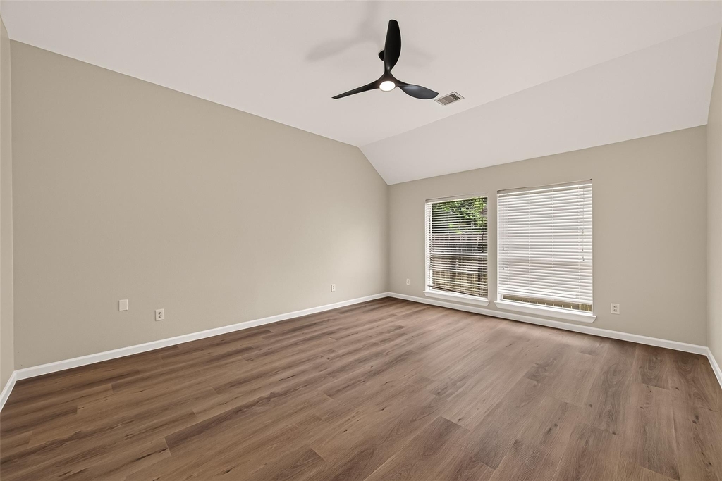 706 Silver Creek Circle - Photo 17