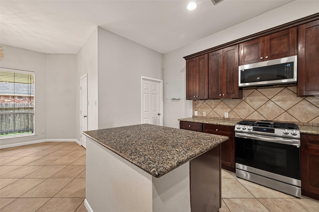 706 Silver Creek Circle - Photo 26