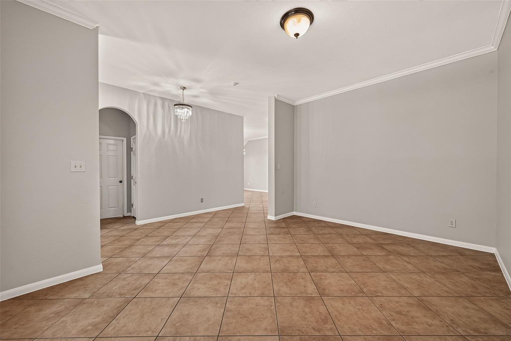 706 Silver Creek Circle - Photo 8