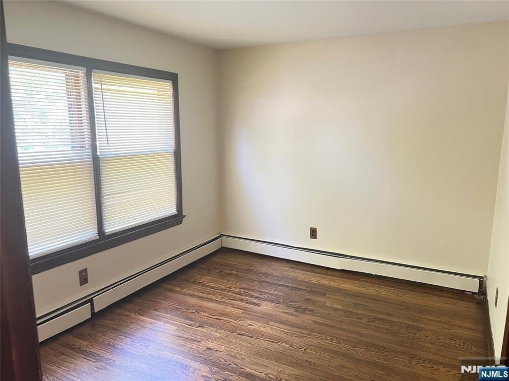 133 Washington - Photo 9