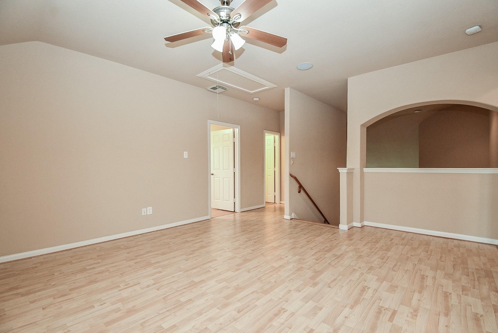 21502 Venture Park Drive - Photo 14