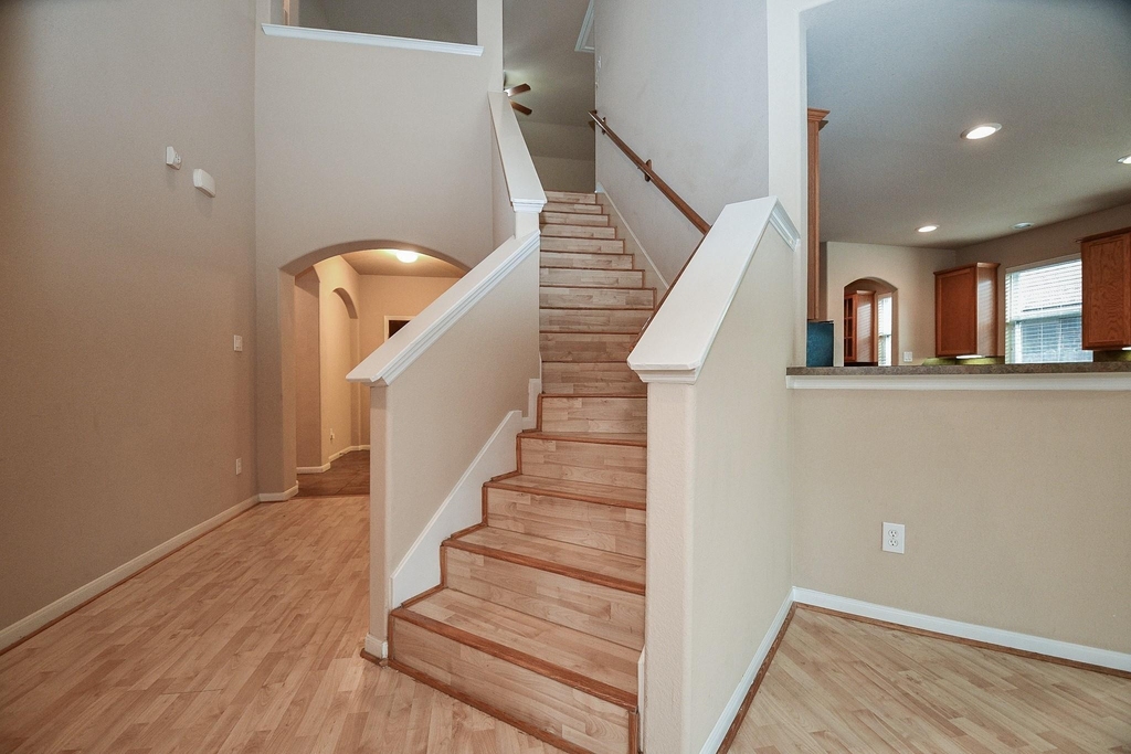 21502 Venture Park Drive - Photo 12