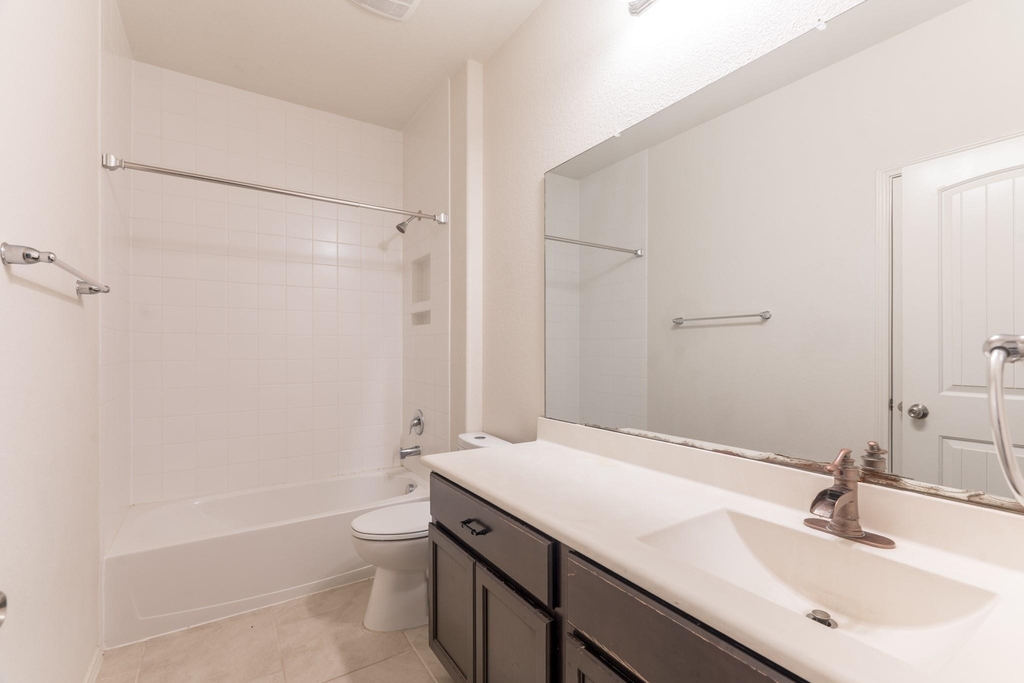 138 Meadow Grove Drive - Photo 33