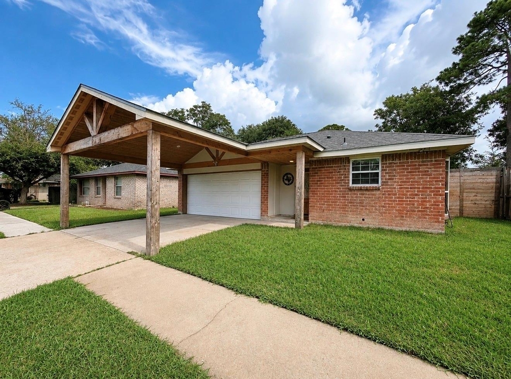 1427 Kappa Street - Photo 1