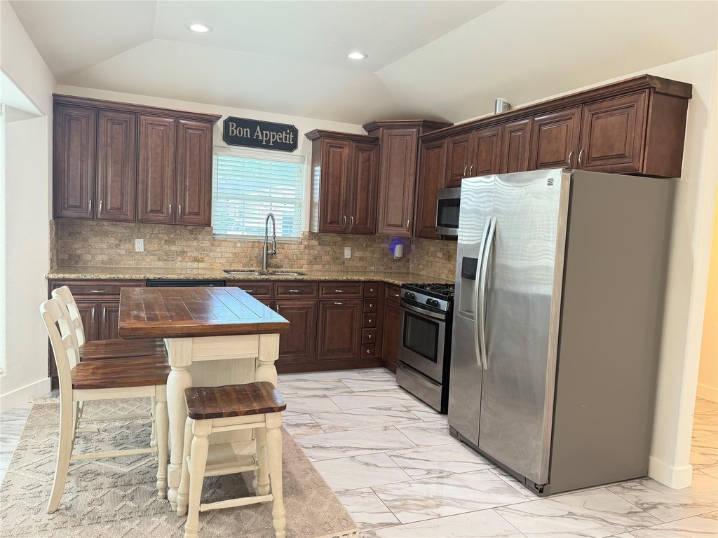 1427 Kappa Street - Photo 9