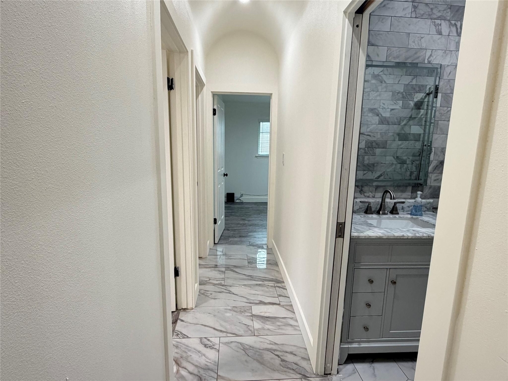 1427 Kappa Street - Photo 14