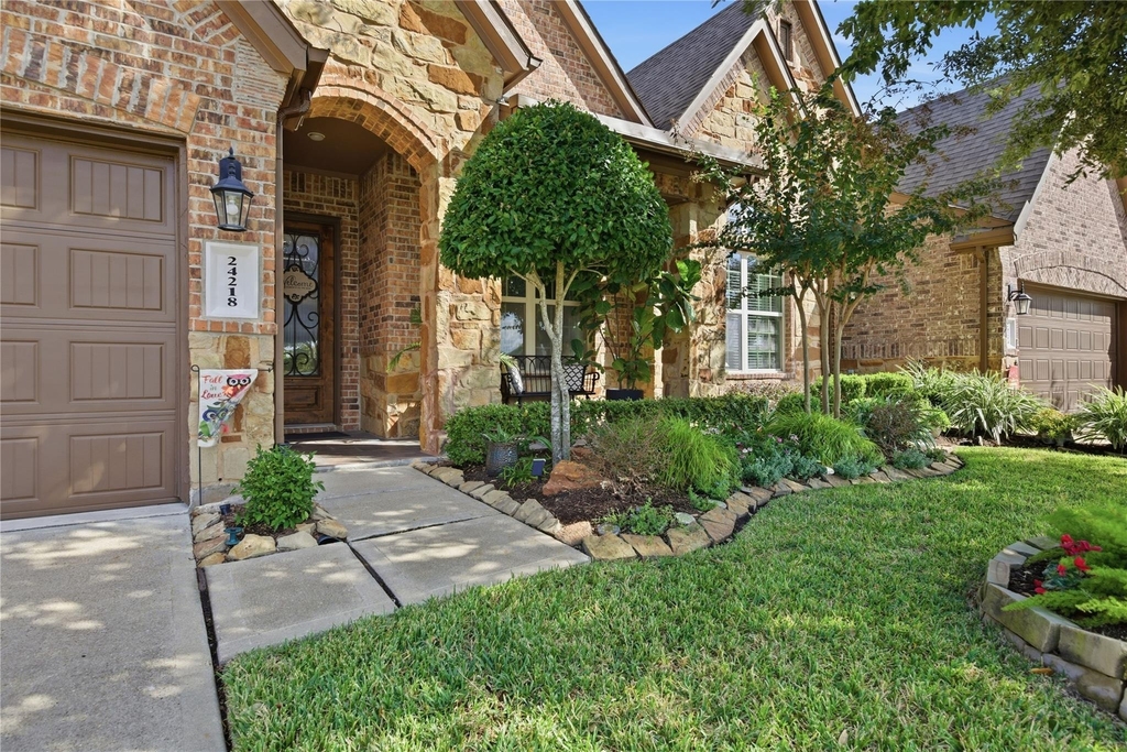 24218 Calico Trace Lane - Photo 2