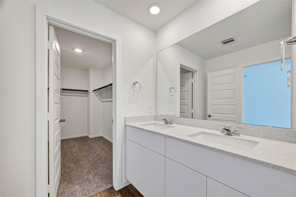 5927 Manning Oaks Street - Photo 9