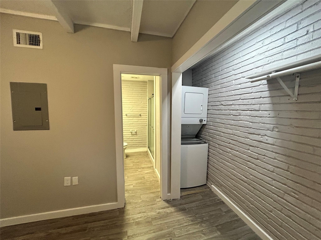 219 Marshall Street - Photo 8