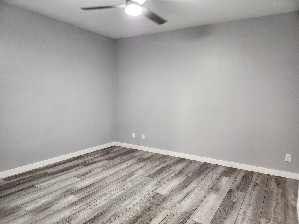 6500 Harbor Town Drive - Photo 15