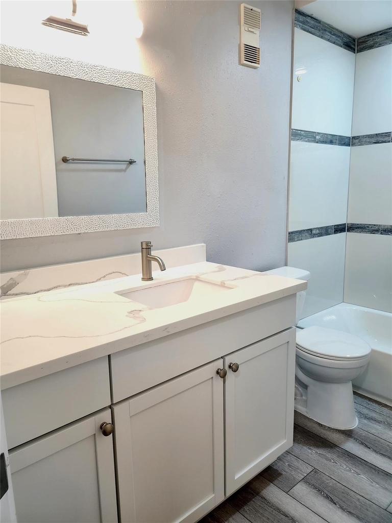 6500 Harbor Town Drive - Photo 19
