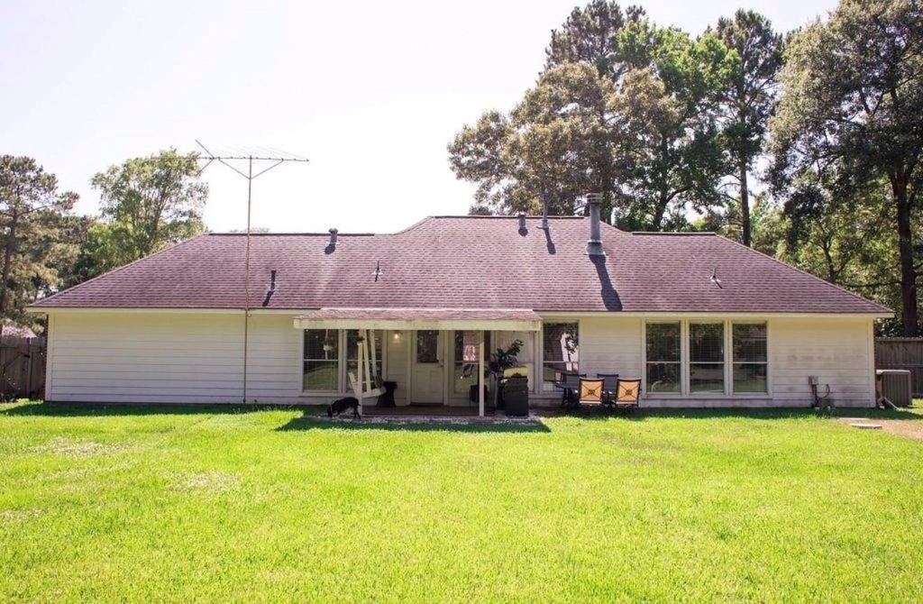 810 Shadberry Drive - Photo 7